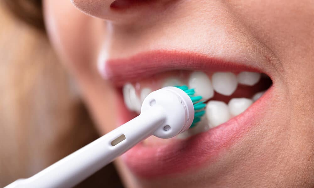 benefits of using an electric toothbrush